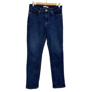 Levi’s Women's Classic Straight Mid-Rise Jeans 5 Pockets Size 29 Size 8